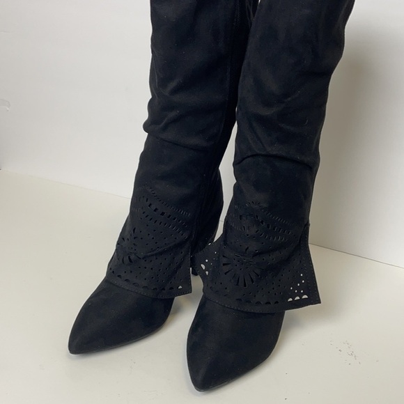 Venus Trouser Boots Size 6 Black Velvet Style with Eyelet Design - Picture 10 of 13